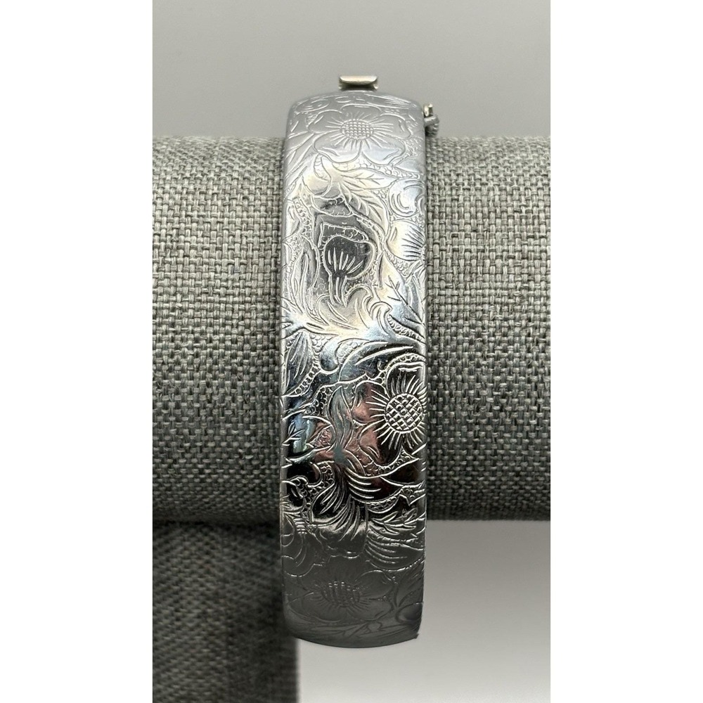 VTG Hinged Bangle Bracelet Floral Silver Tone Engraved Foliage Safety Chain 7"